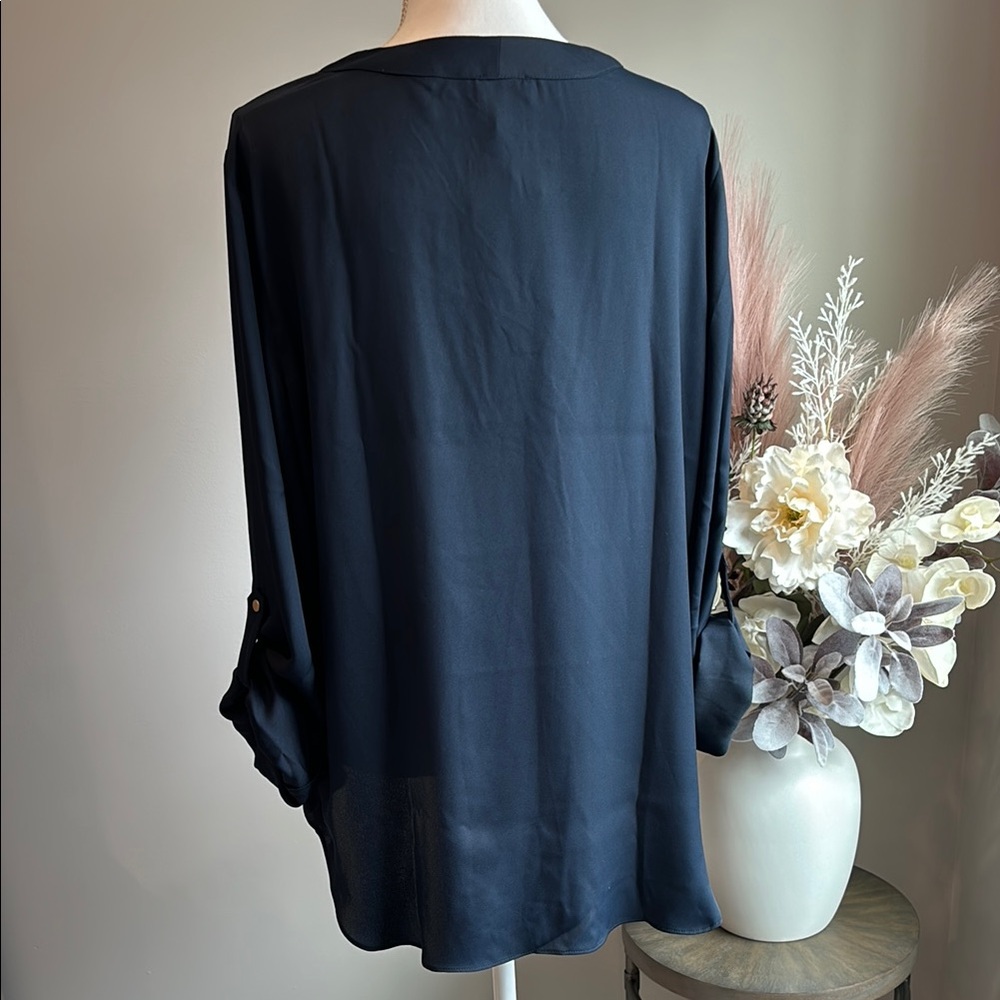 Elegant Navy Women's Blouse - Picture 5 of 9